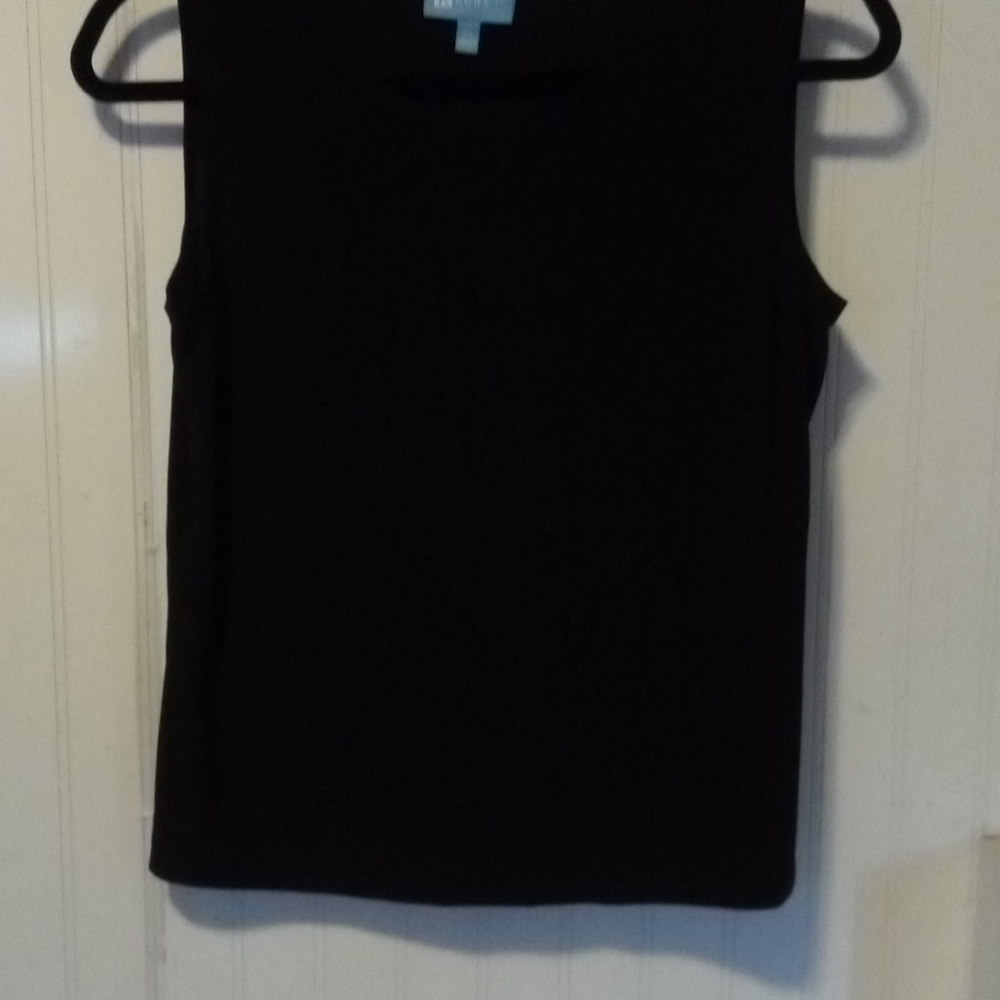 Koret, black sleeveless top, sz PS